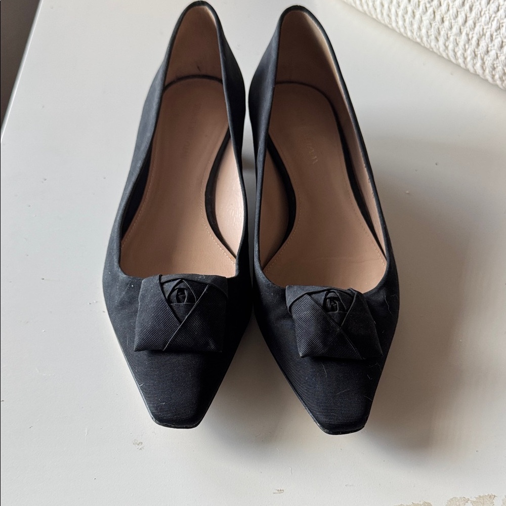 Stuart Weitzman Black Heels with Bow Detail